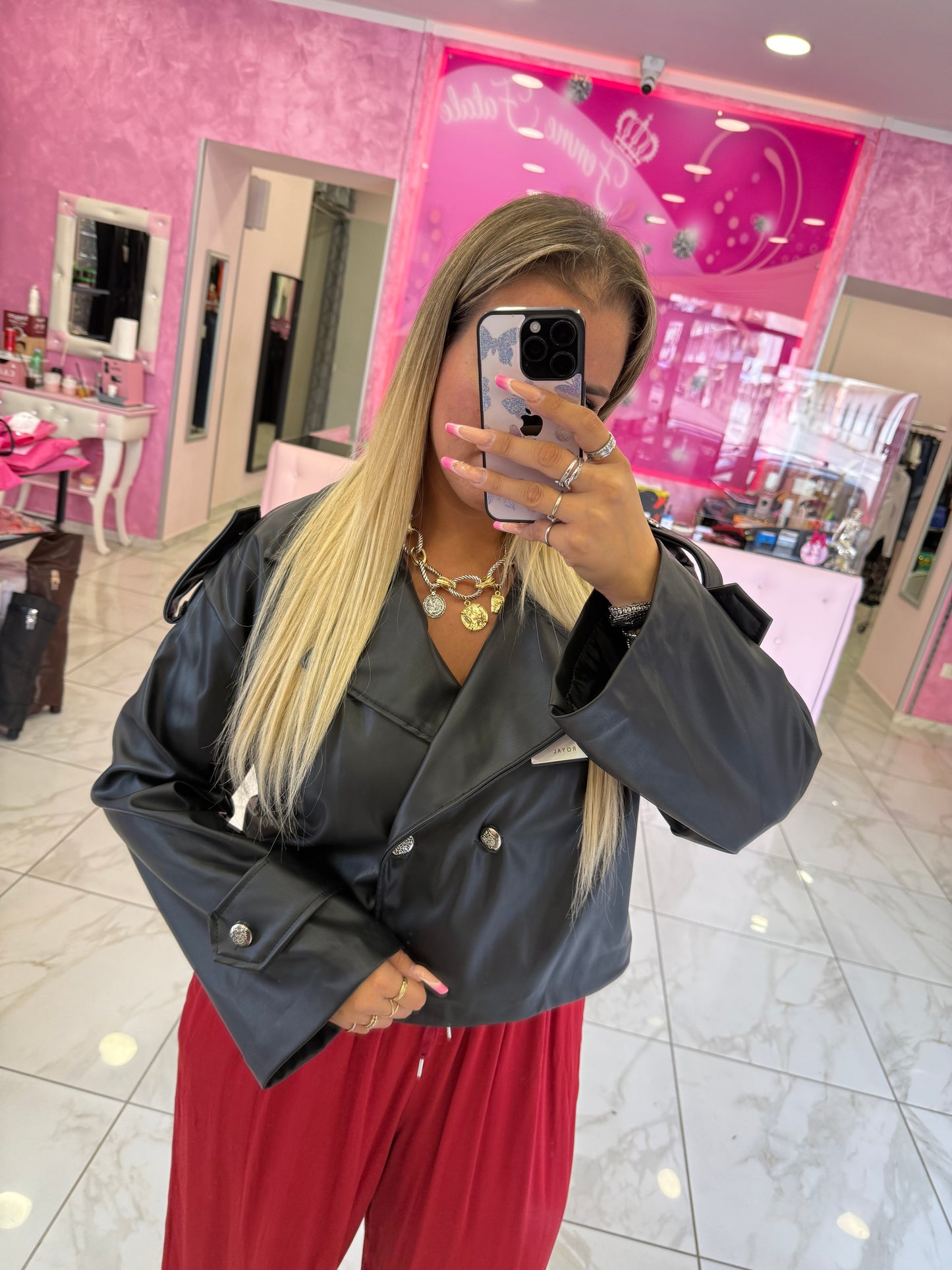 Giubbino ecopelle con bottone